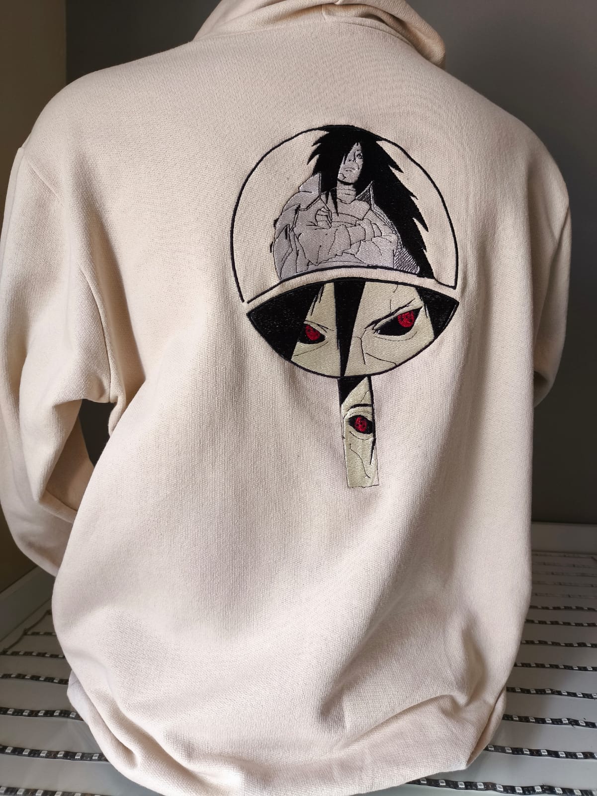 Moletom Bordado Bege - Naruto - Madara - Imagem 5